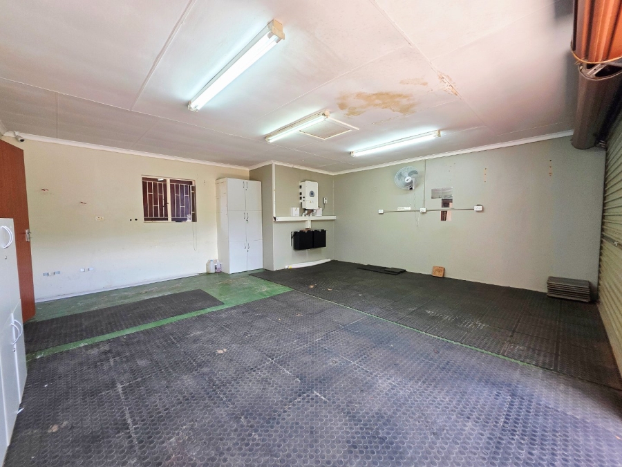 5 Bedroom Property for Sale in Pellissier Free State